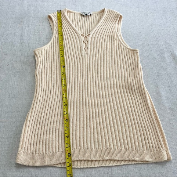 St. John Sport Sleeveless Ribbed Sweater Vest Cream Santana Knit Wool Blend Sz L - Picture 6 of 10